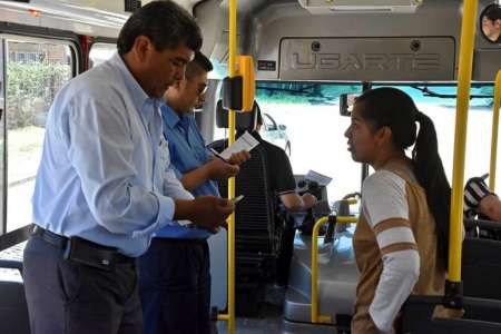 Atención: Desde hoy si no tenés la tarjeta de SAETA te pueden bajar del colectivo