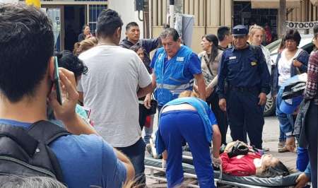 Una chica se desmayó mientras esperaba ser atendida en Saeta