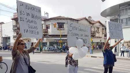 La lucha por un salario digno: los testimonios del paro docente