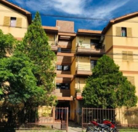 Cayó del segundo piso tras intentar cruzar a su departamento por el balcón