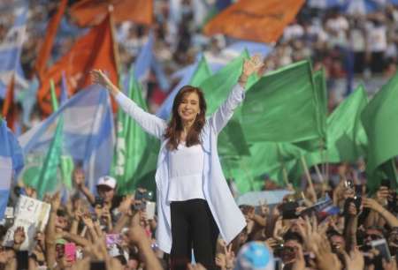 Cristina Kirchner lanzará su candidatura a Presidente el Día de la Bandera